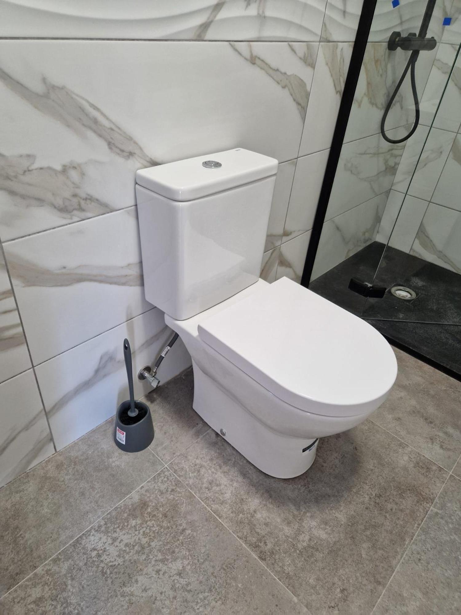 House Totally Refurbished In 2024, Terrace In Front Of The Sea, 1 Min Walk To The Beach, Aircon, Wifi Casa de Férias Alicante